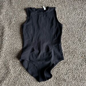Lululemon Women’s 12 Zip-Back Paddle Suit One Piece Swim Beach Surf Paddleboard